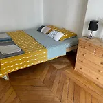 Well Located 3-Room Apartment In The Center Of Paris