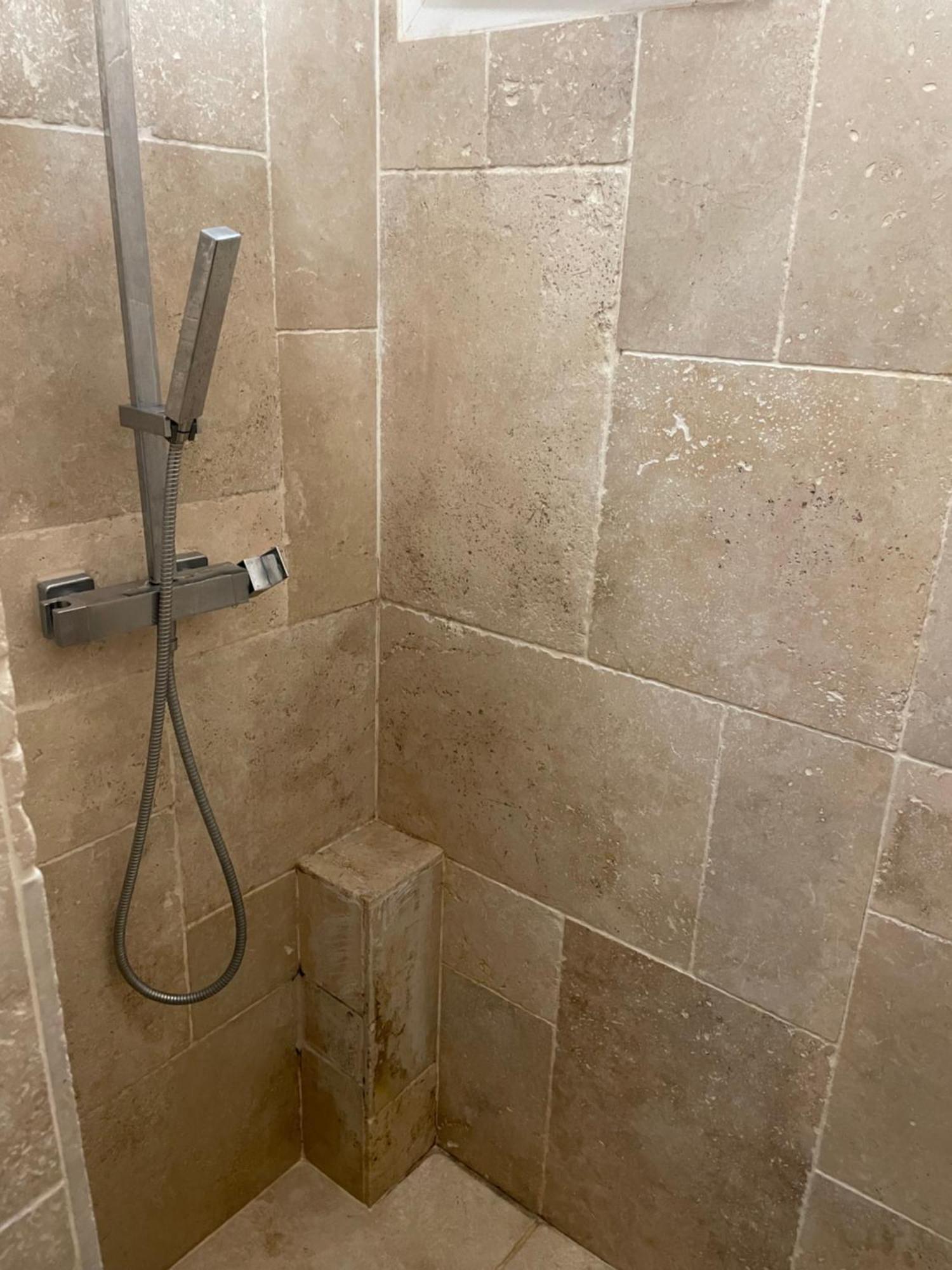 Well Located 3-room In The Center Of *