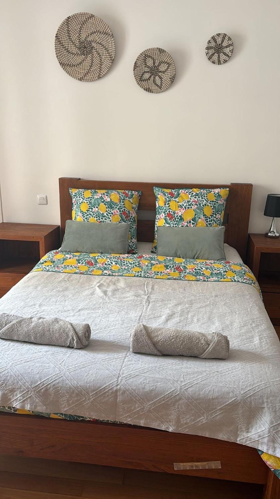 Well Located 3-room In The Center Of * Paris